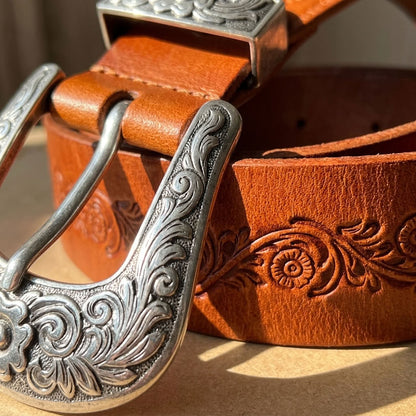 Ceinture en cuir gravé marron "Le Cavalier" VALMONT