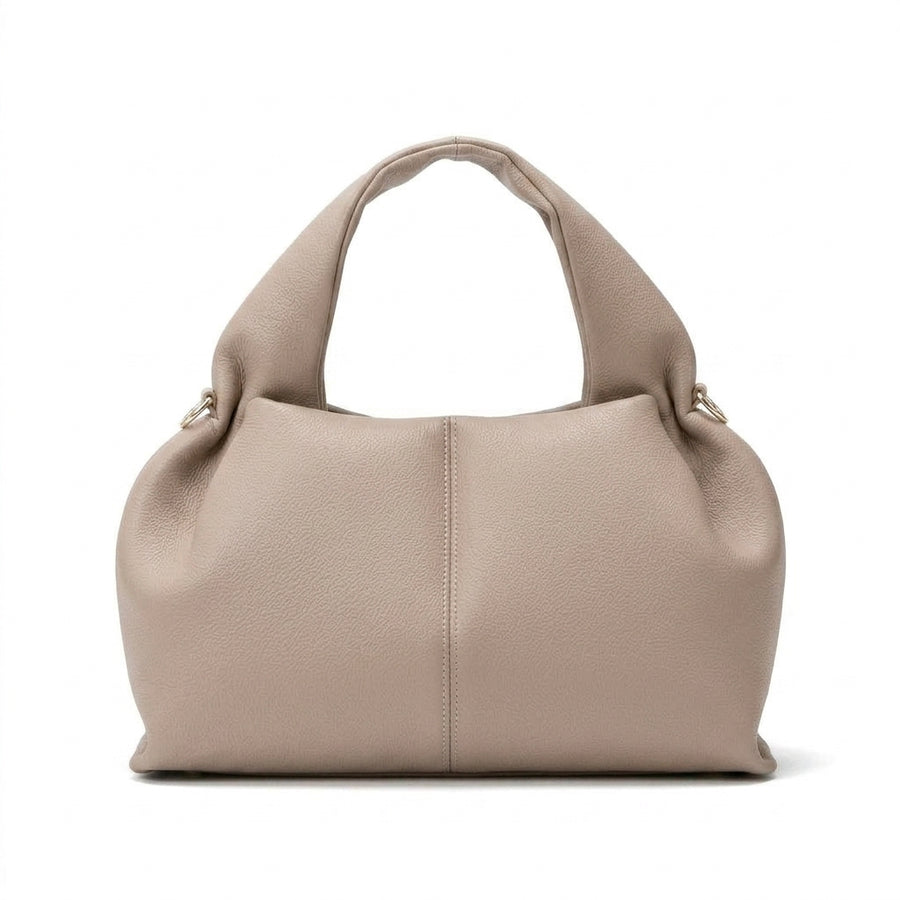 Mini sac Ondine en cuir grainé, drapé souple et fermeture aimantée – mockup