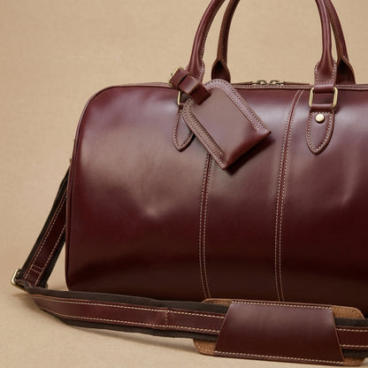 Sac de Voyage Bordeaux VALMONT, détail du grain de cuir
